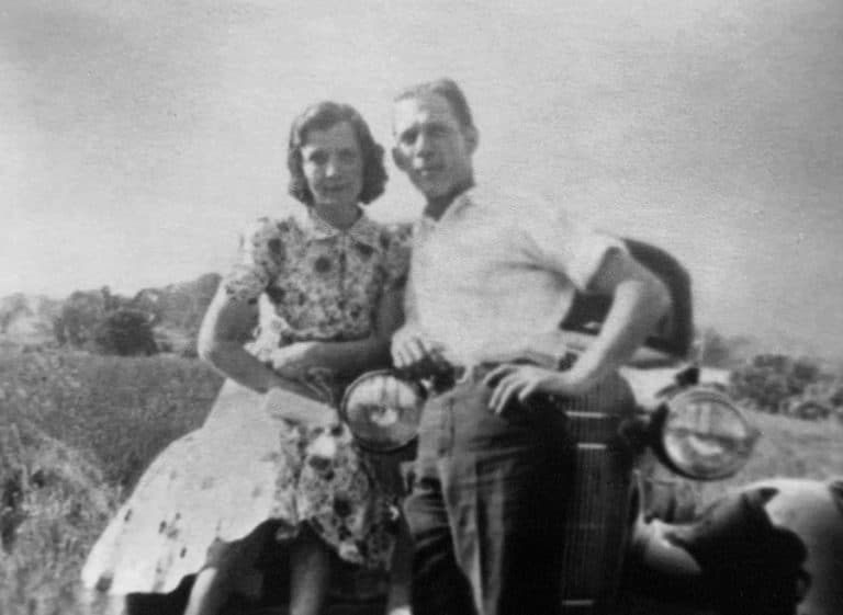 Anna's parents